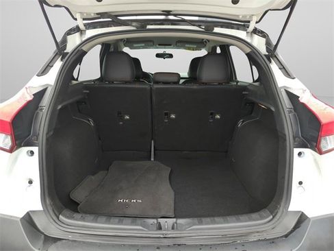 Certified 2019 Nissan Kicks SR w/ SR Premium Package image 45