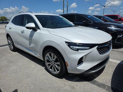 Used 2023 Buick Envision Avenir FWD image 3
