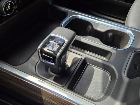 Used 2024 Chevrolet Silverado 1500 RST w/ Convenience Package II RWD image 23