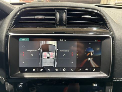 Used 2019 Jaguar F-PACE S image 29