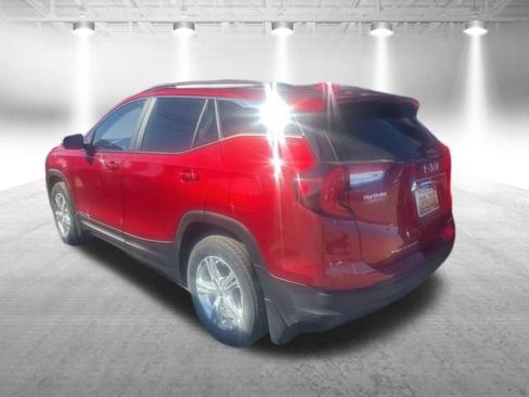 Used 2022 GMC Terrain SLE w/ Driver Convenience Package AWD/4WD image 6