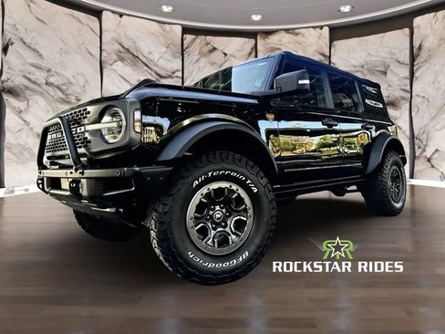 Used 2022 Ford Bronco Badlands w/ Sasquatch Package AWD/4WD image 8