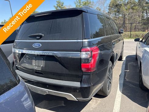 Used 2021 Ford Expedition Limited image 3