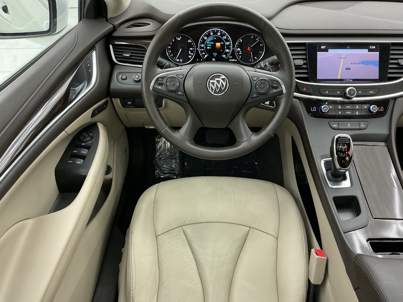 Used 2017 Buick LaCrosse Essence w/ Sun and Shade Package FWD image 31