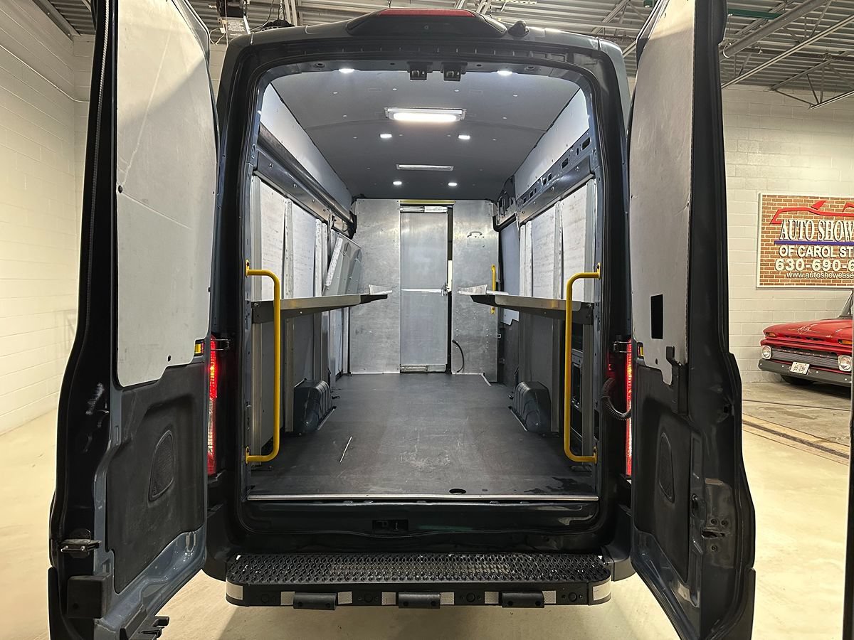 Used 2021 Ford Transit 250 148 High Roof Extended w/ Parcel Delivery Package RWD image 8