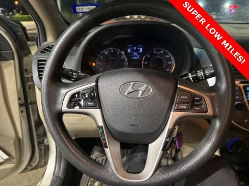 Used 2016 Hyundai Accent SE w/ Option Group 02 image 6