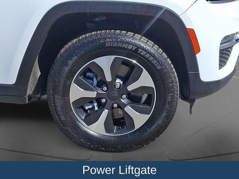 Used 2024 Jeep Grand Cherokee Limited 4xe AWD/4WD image 10
