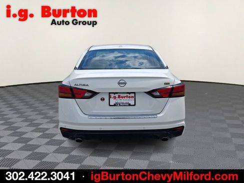 Used 2023 Nissan Altima 2.5 SR FWD image 5