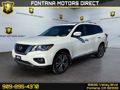 Used 2017 Nissan Pathfinder Platinum w/ Cargo Package