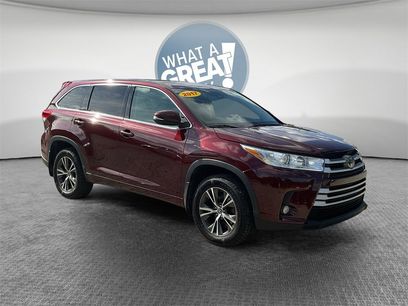 Used 2017 Toyota Highlander Plus w/ Carpet Mat Package