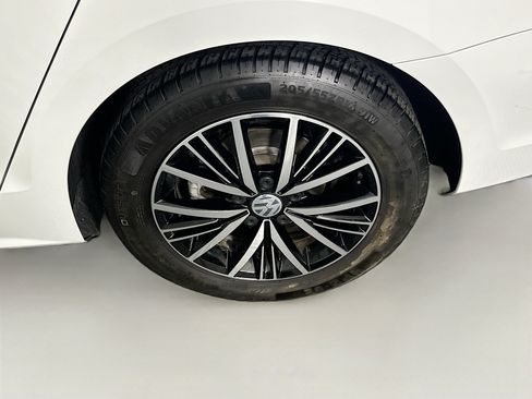 Used 2018 Volkswagen Jetta Wolfsburg Edition FWD image 11