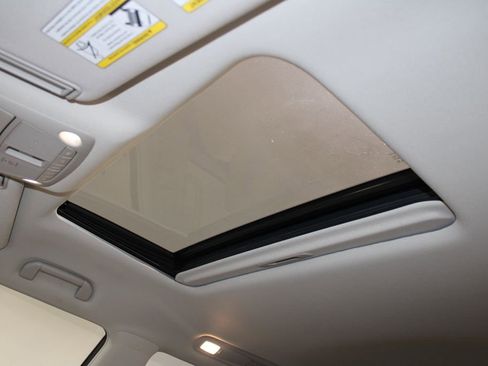 Used 2024 Nissan Armada Platinum w/ Captain's Chairs Package image 58