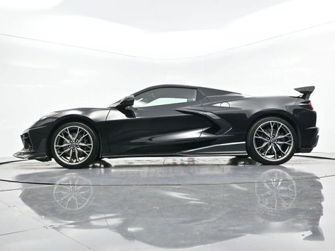 Used 2025 Chevrolet Corvette Stingray Premium Conv w/ Z51 Performance Package image 57