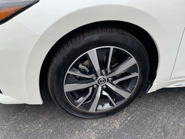 Used 2020 Nissan Maxima 3.5 SV w/ Floor Mat Group FWD image 8