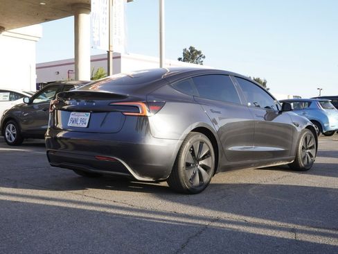 Used 2024 Tesla Model 3 Standard Range image 4