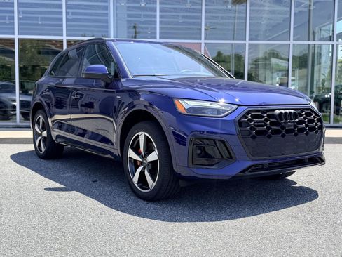 Certified 2024 Audi Q5 2.0T Premium Plus AWD/4WD image 8