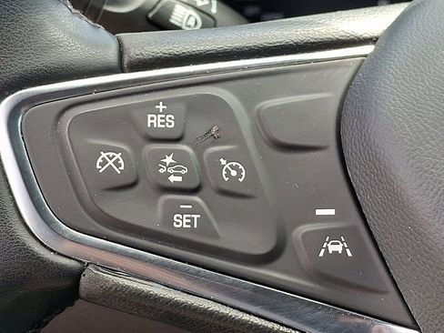 Used 2024 Chevrolet Equinox LT w/ LPO, Floor Liner Package image 21