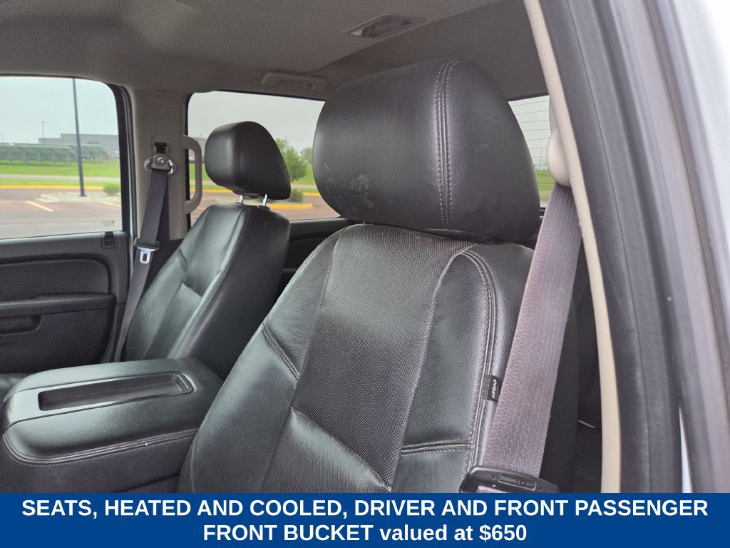 Used 2013 GMC Sierra 2500 SLT w/ Suspension Package, Off-Road AWD/4WD image 5