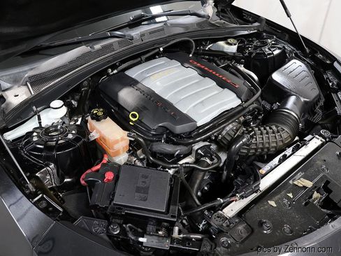 Used 2016 Chevrolet Camaro SS image 30
