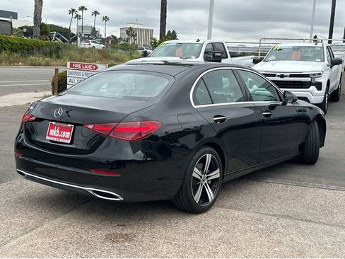Used 2022 Mercedes-Benz C 300 Sedan image 11