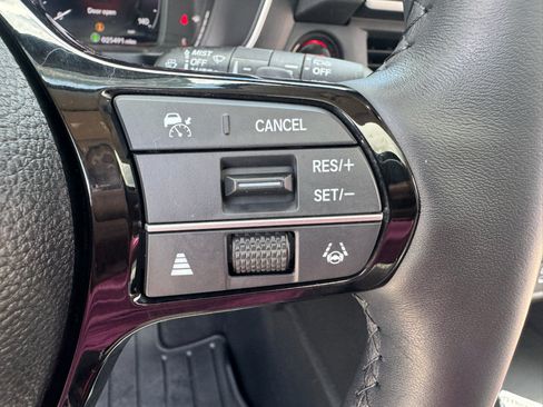 Certified 2025 Honda Pilot Elite image 15