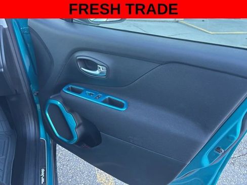 Used 2021 Jeep Renegade Sport image 8