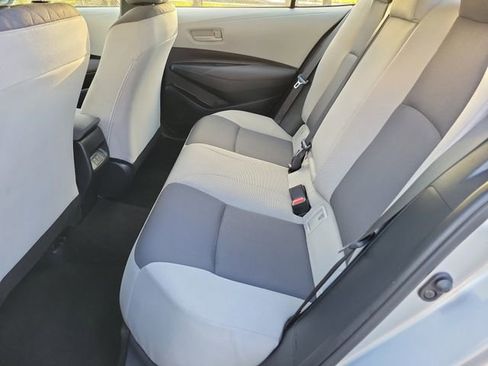 Used 2025 Toyota Corolla LE image 11
