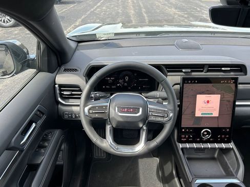 New 2026 GMC Terrain Elevation w/ Elevation Premium Package AWD/4WD image 31