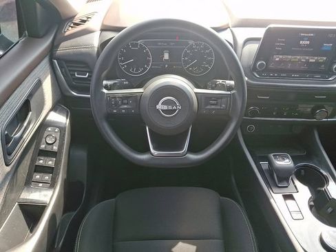 Used 2023 Nissan Rogue S AWD/4WD image 12