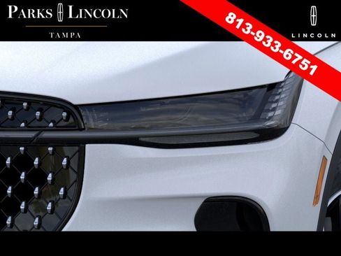 New 2026 Lincoln Nautilus Premier AWD/4WD image 18