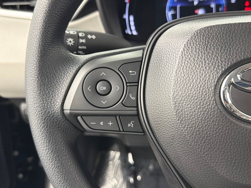 Certified 2026 Toyota Corolla LE FWD image 25