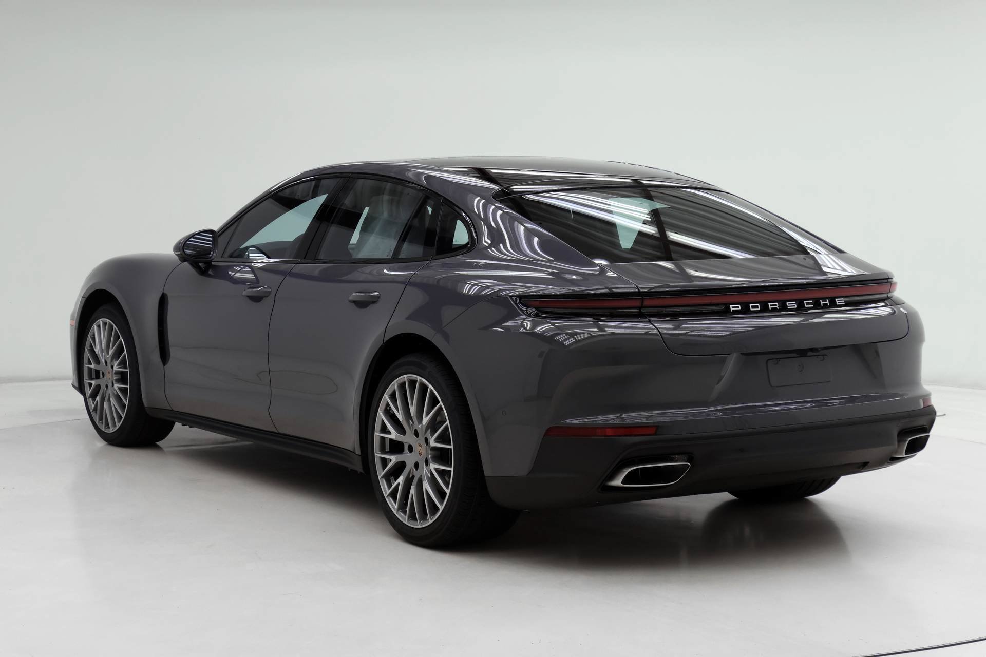New 2026 Porsche Panamera 4 AWD/4WD image 3