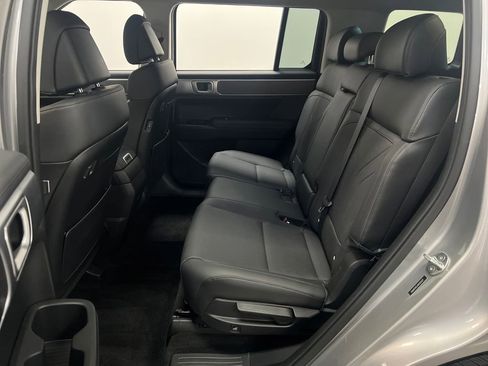 Used 2024 Hyundai Santa Fe SEL FWD image 27