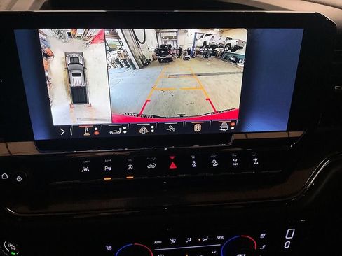 Used 2025 Chevrolet Silverado 1500 ZR2 w/ Dark Appearance Package image 30