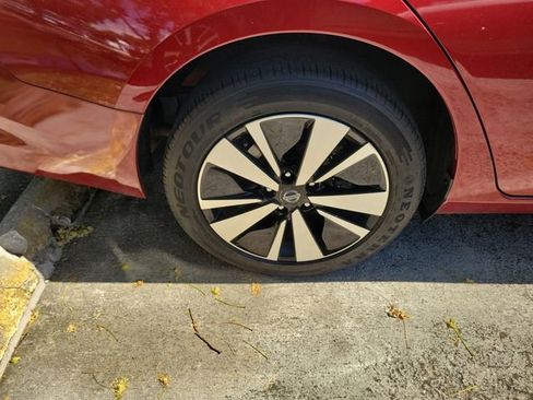 Used 2021 Nissan Altima 2.5 SL AWD/4WD image 5