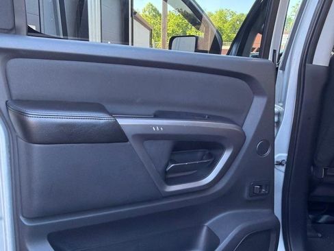 Used 2015 Nissan Titan S w/ S Popular Equipment Package AWD/4WD image 17