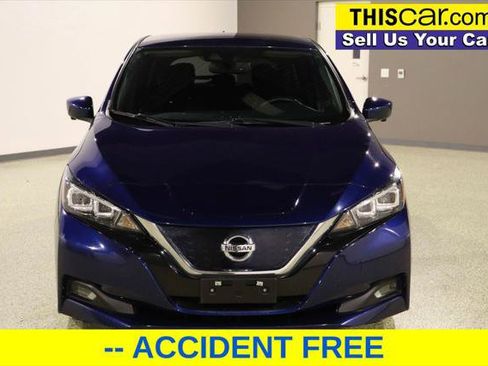 Used 2022 Nissan Leaf SV w/ SV Technology Package image 2