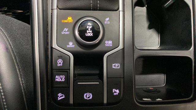 Used 2021 Kia Sorento EX w/ EX AWD X-Line Package image 22