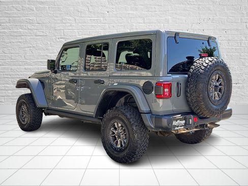 Used 2021 Jeep Wrangler Unlimited Rubicon w/ Trailer Tow Package AWD/4WD image 4