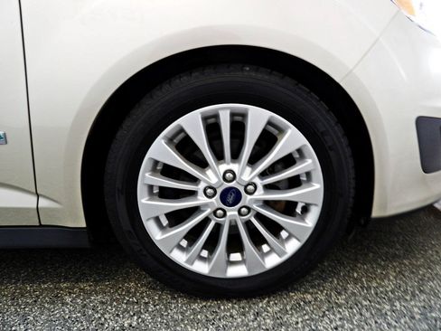 Used 2017 Ford C-MAX SE FWD image 26