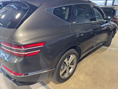 Used 2024 Genesis GV80 2.5T w/ Advanced Package image 8