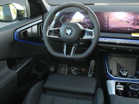 Used 2025 BMW X3 xDrive30i w/ Premium Package image 29