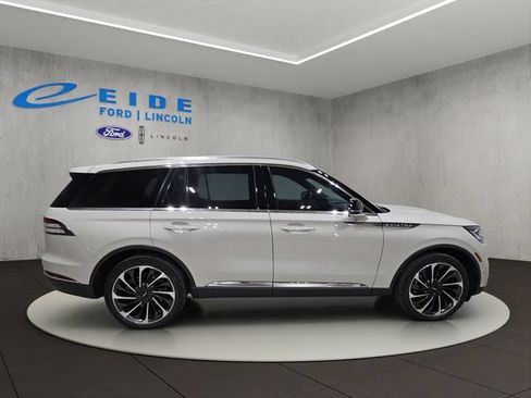 Used 2023 Lincoln Aviator Reserve w/ Equipment Group 201A AWD/4WD image 7