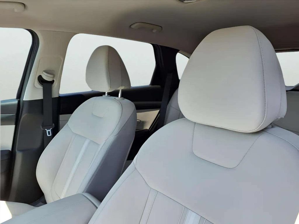 Used 2025 Hyundai Tucson SEL FWD image 15