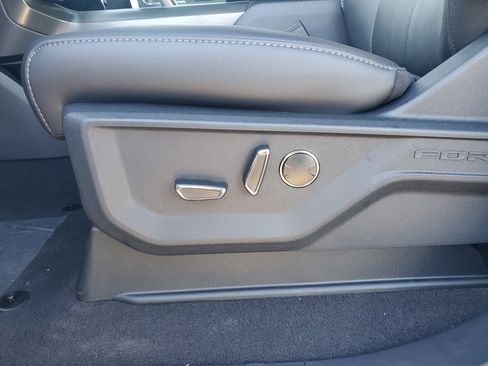 New 2025 Ford F150 Lariat w/ Equipment Group 502A High image 17