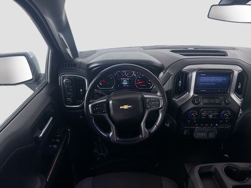 Used 2021 Chevrolet Silverado 1500 LT AWD/4WD image 17