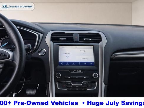Used 2020 Ford Fusion SE FWD image 12