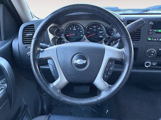 Used 2010 Chevrolet Silverado 1500 LT w/ Texas Edition RWD image 10
