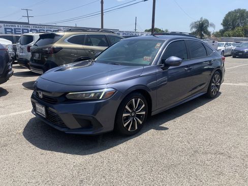 Used 2022 Honda Civic EX image 2