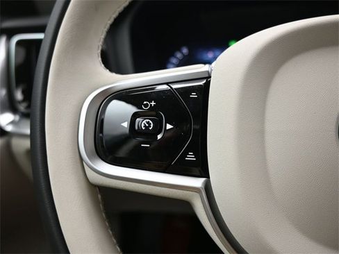 New 2026 Volvo V60 B5 Cross Country Plus w/ Protection Package Premier image 25
